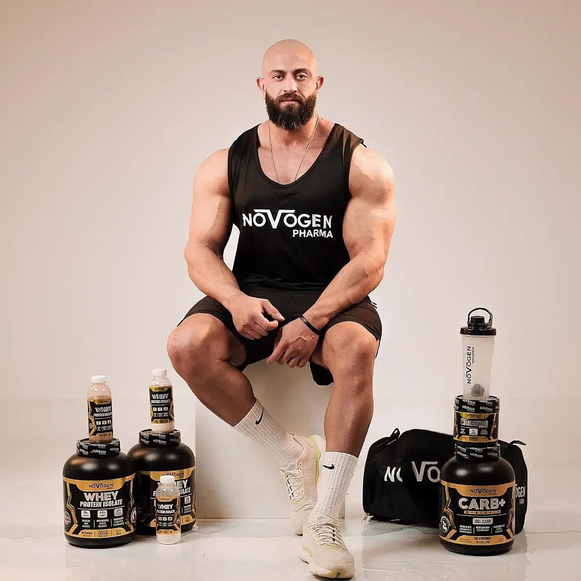 Athletes training — Novogen Pharma sports supplements homepage hero